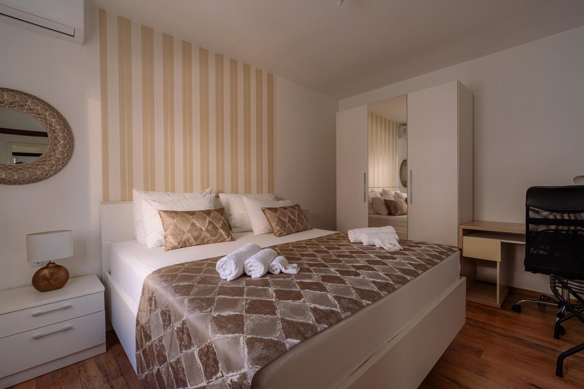 Nerica Apartment Zavalatica Ngoại thất bức ảnh